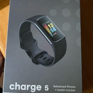 Fitbit Charge 5